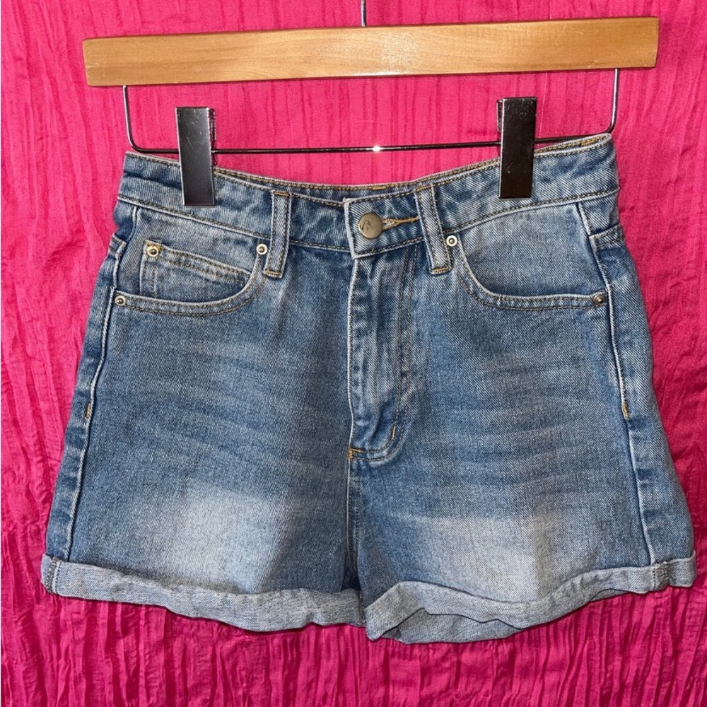 Tiger Mist Mid-Rise Blue Denim Roll-Hem Shorts